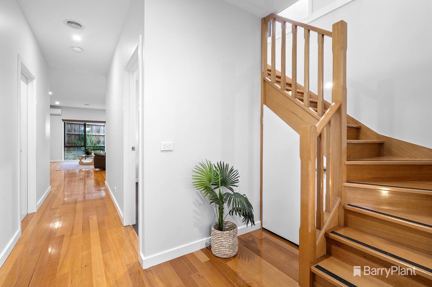 15A Mt Dandenong Road, Croydon, VIC 3136, Croydon - Thumbnail 2