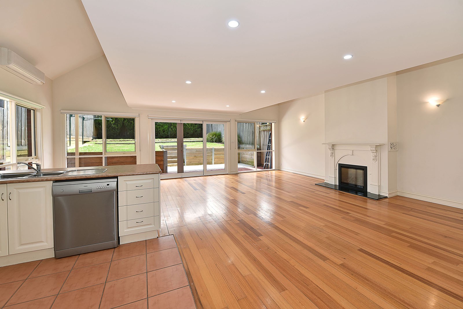 15A Pearl Street, Essendon West, VIC 3040, Essendon West - Thumbnail 2