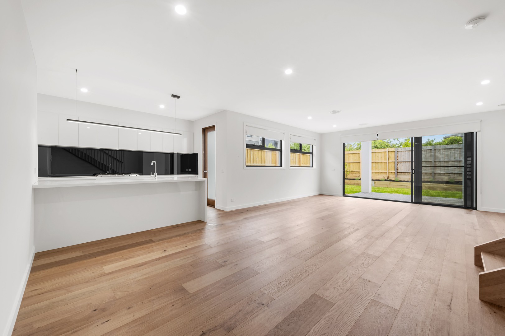 15A Shanahan Cres, Mckinnon, VIC 3204, McKinnon - Thumbnail 2
