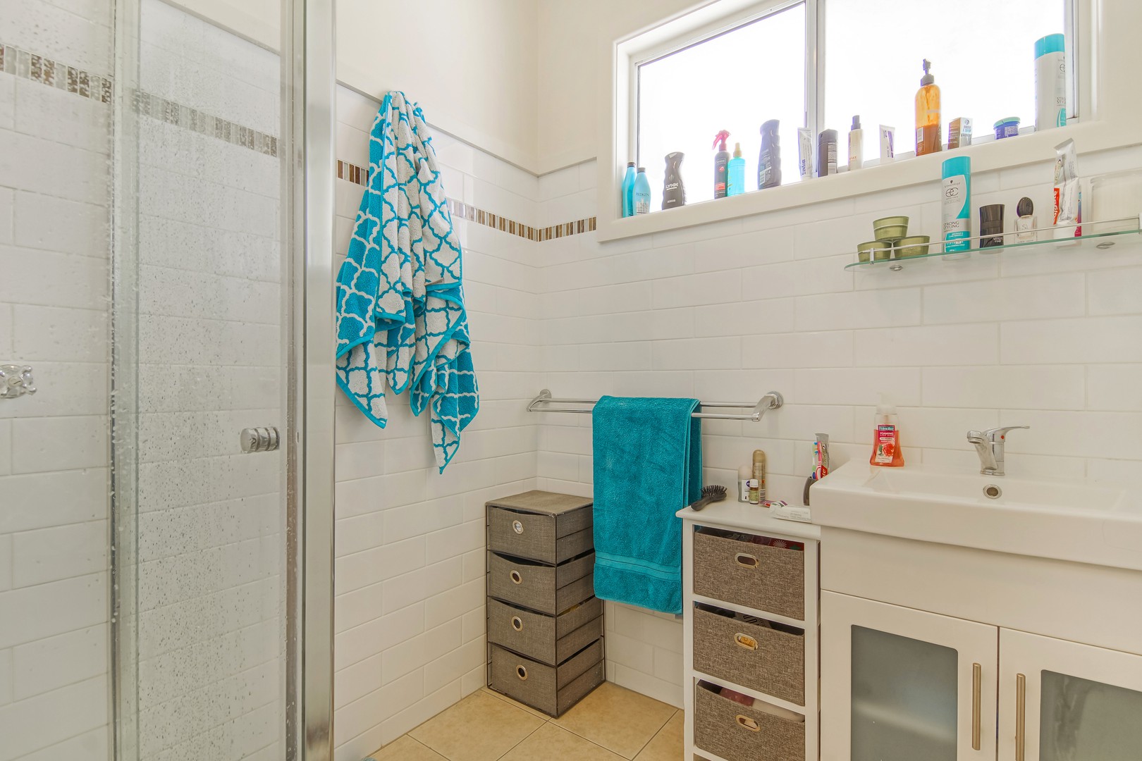 15B Ensby Street, East Geelong, VIC 3219, East Geelong - Thumbnail 6
