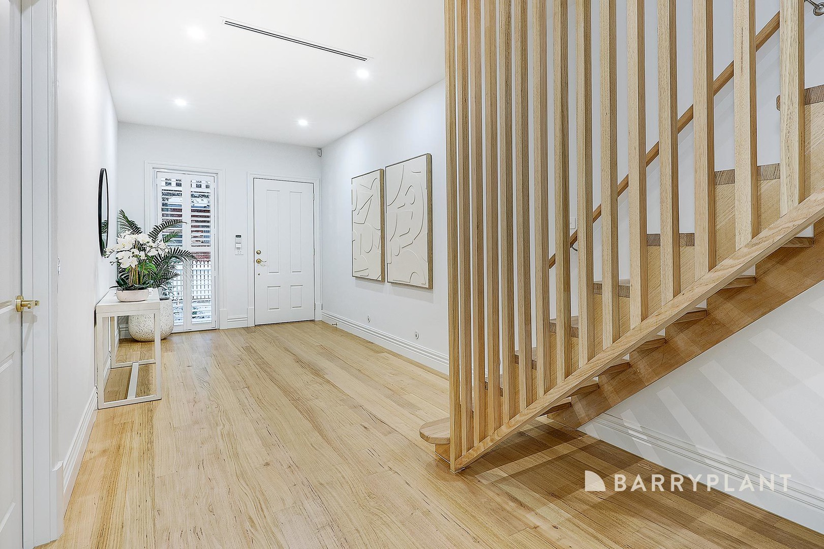 15B Middle Street, Hadfield, VIC 3046 - Thumbnail 2 - 01/12/2025