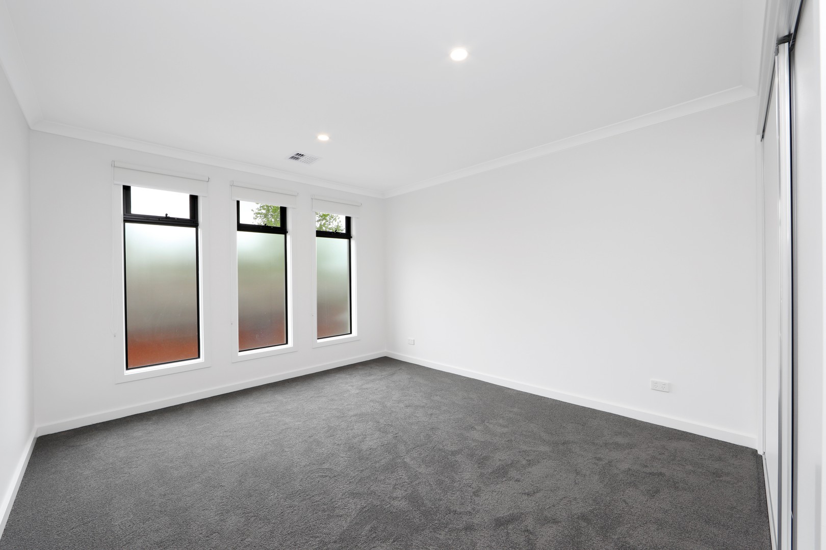 15B White Road, Wantirna South, VIC 3152, Wantirna South - Thumbnail 3