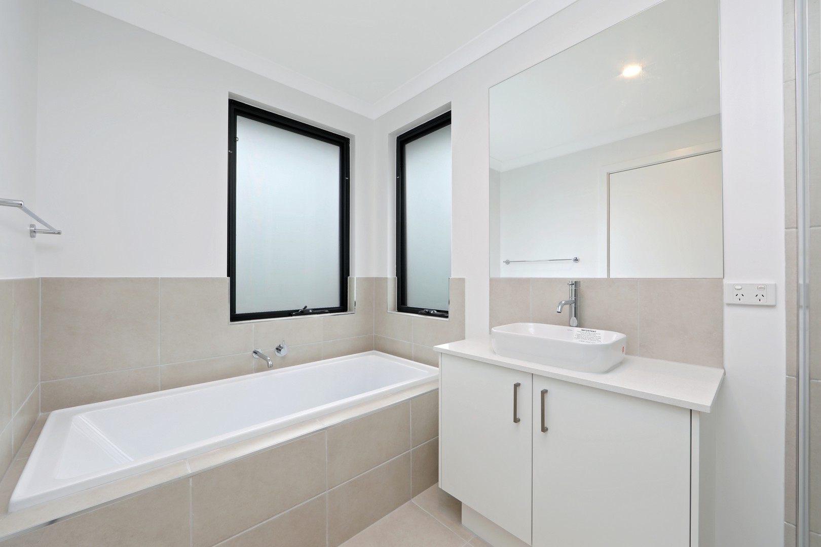 15C White Road, Wantirna South, VIC 3152, Wantirna South - Thumbnail 5