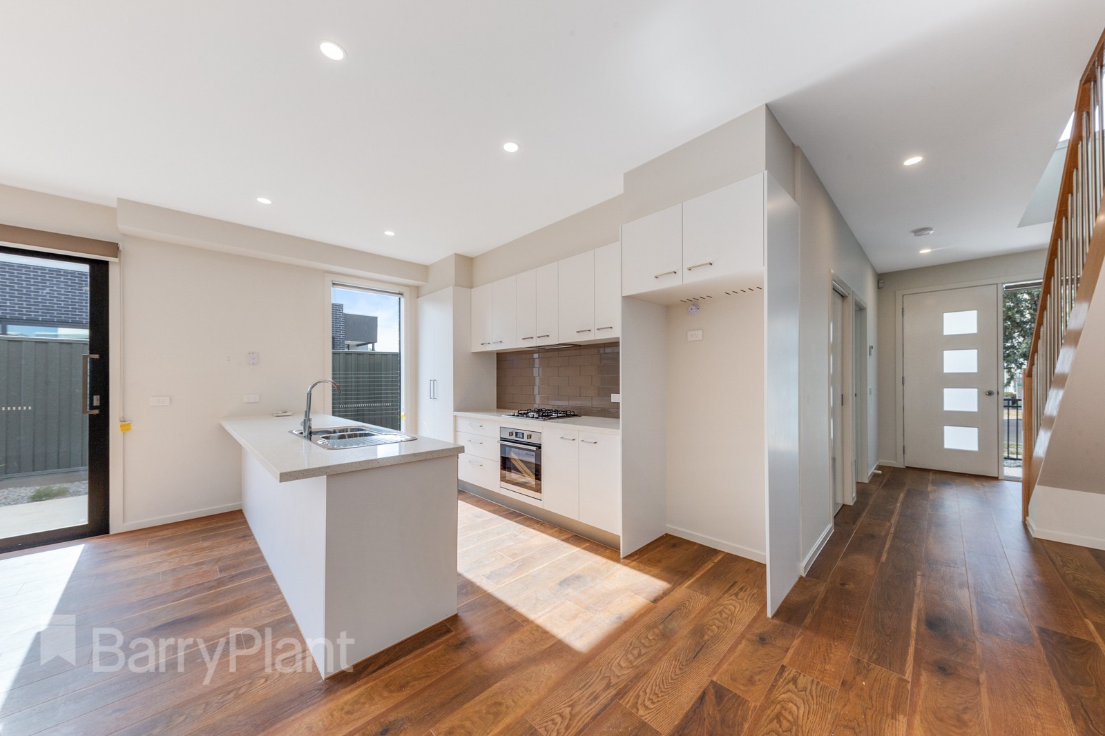 16/42 Trickey Avenue, Sydenham, VIC 3037, Sydenham - Thumbnail 2