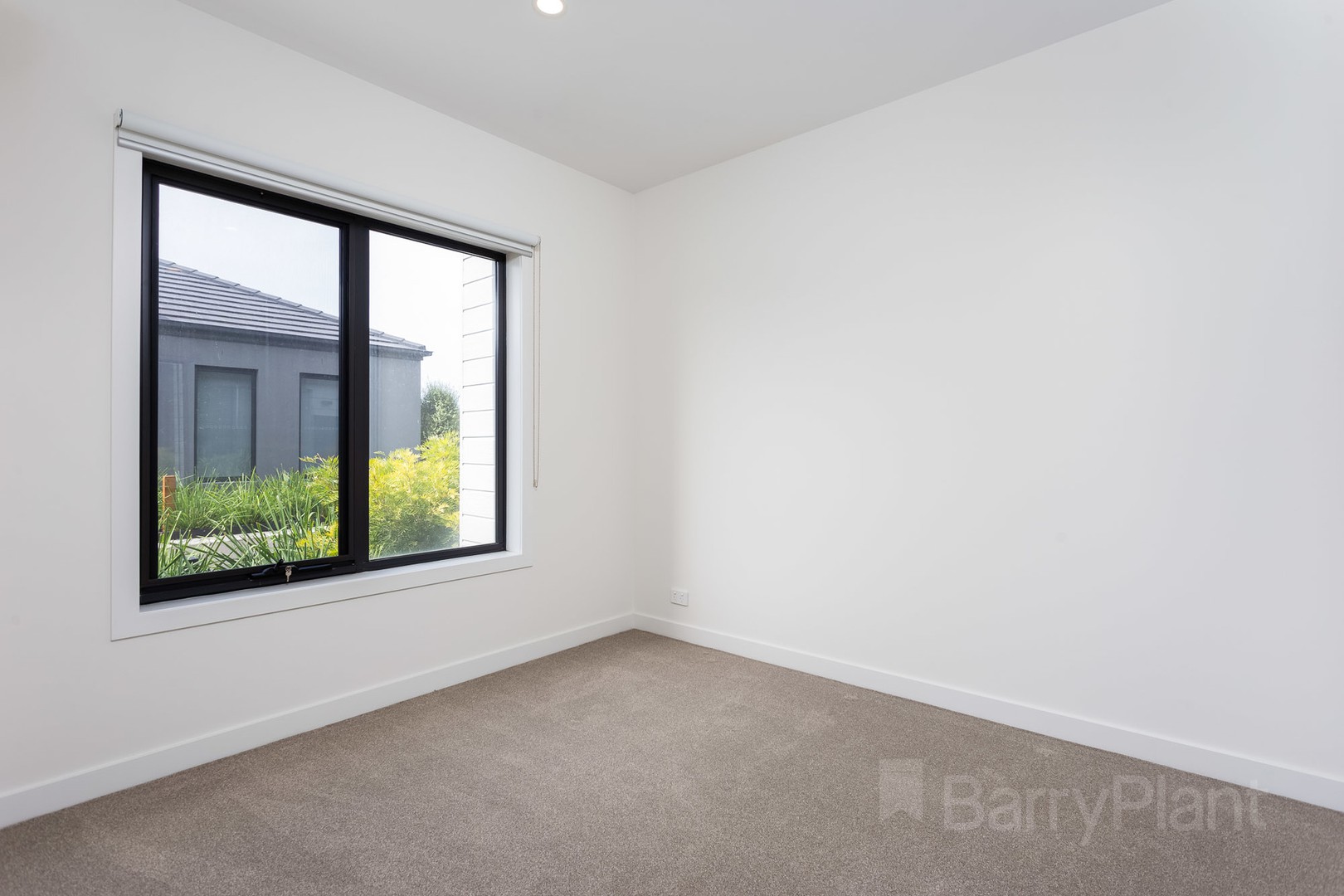 16/47 Waterhaven Boulevard, Point Cook, VIC 3030, Point Cook - Thumbnail 8