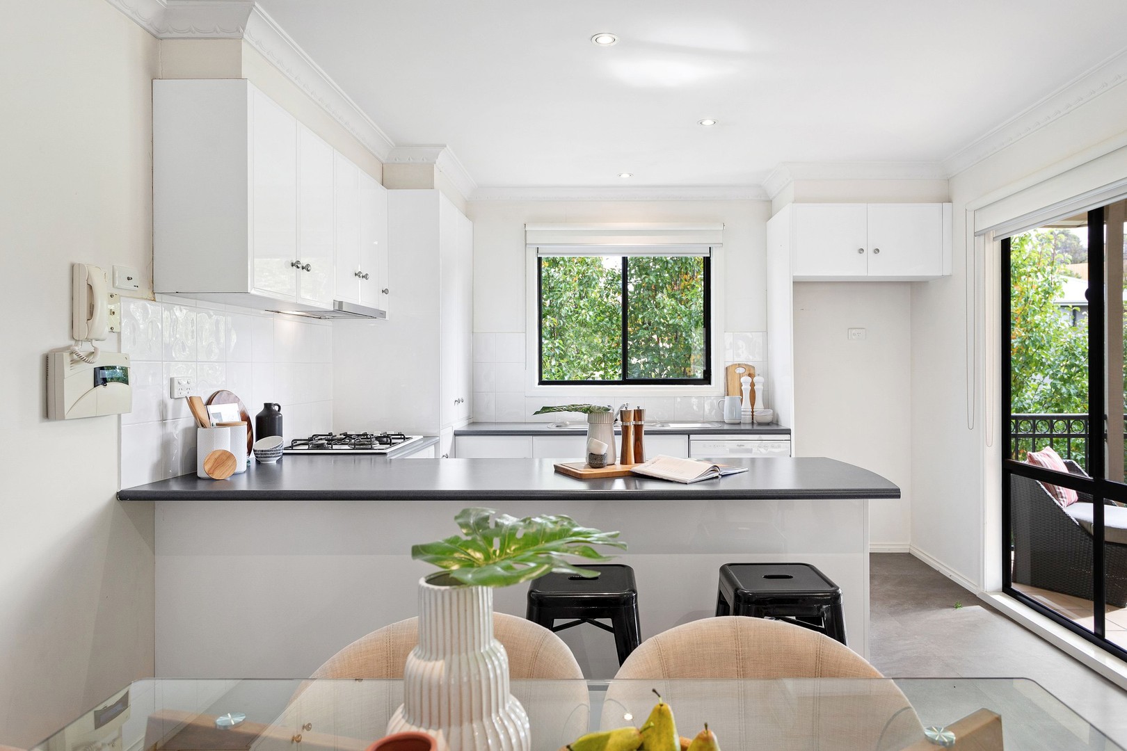 16/70-72 Coghlan Street, Niddrie, VIC 3042, Niddrie - Thumbnail 2