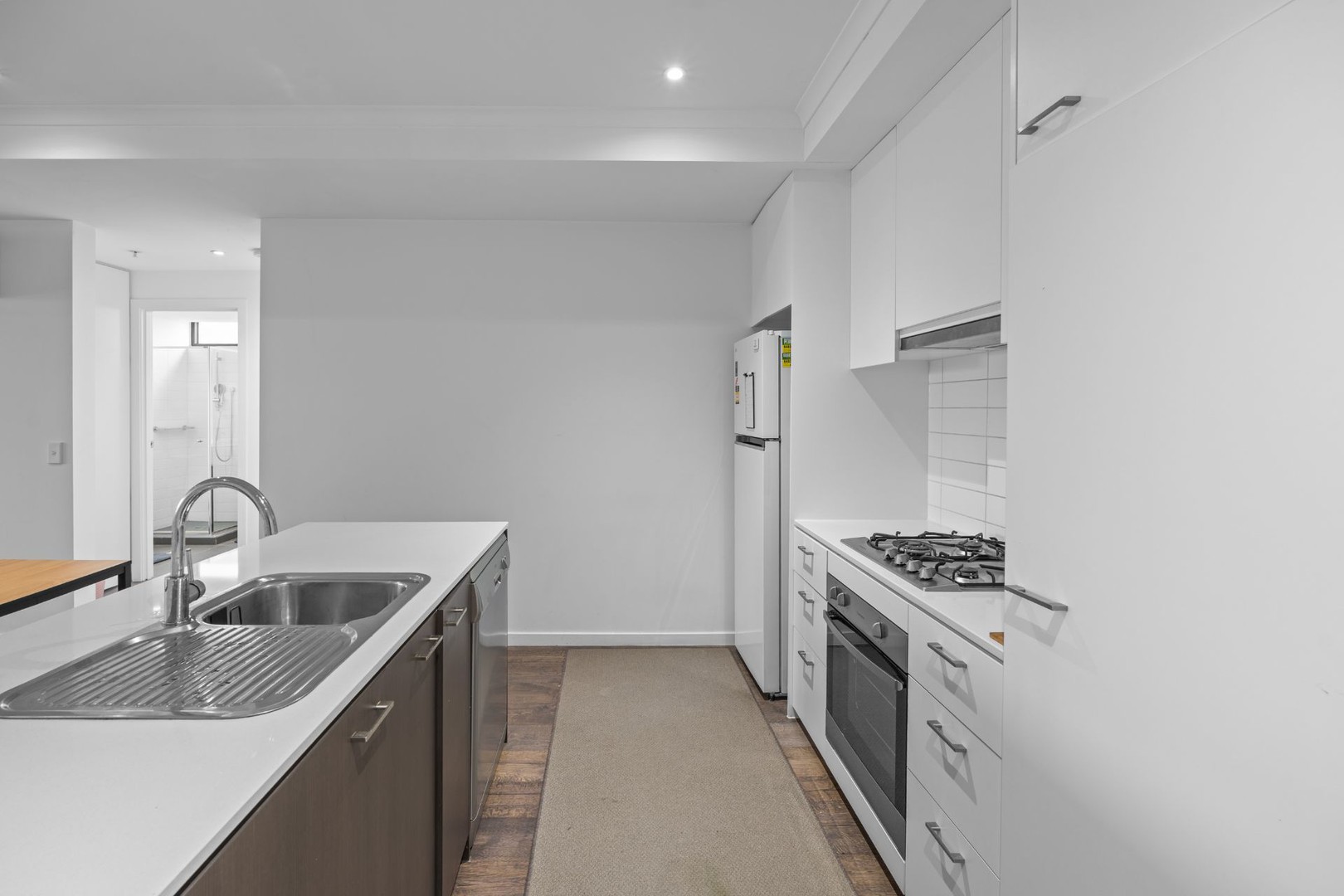 16/76 The Esplanade, Caroline Springs, VIC 3023 - Thumbnail 2 - 25/09/2025