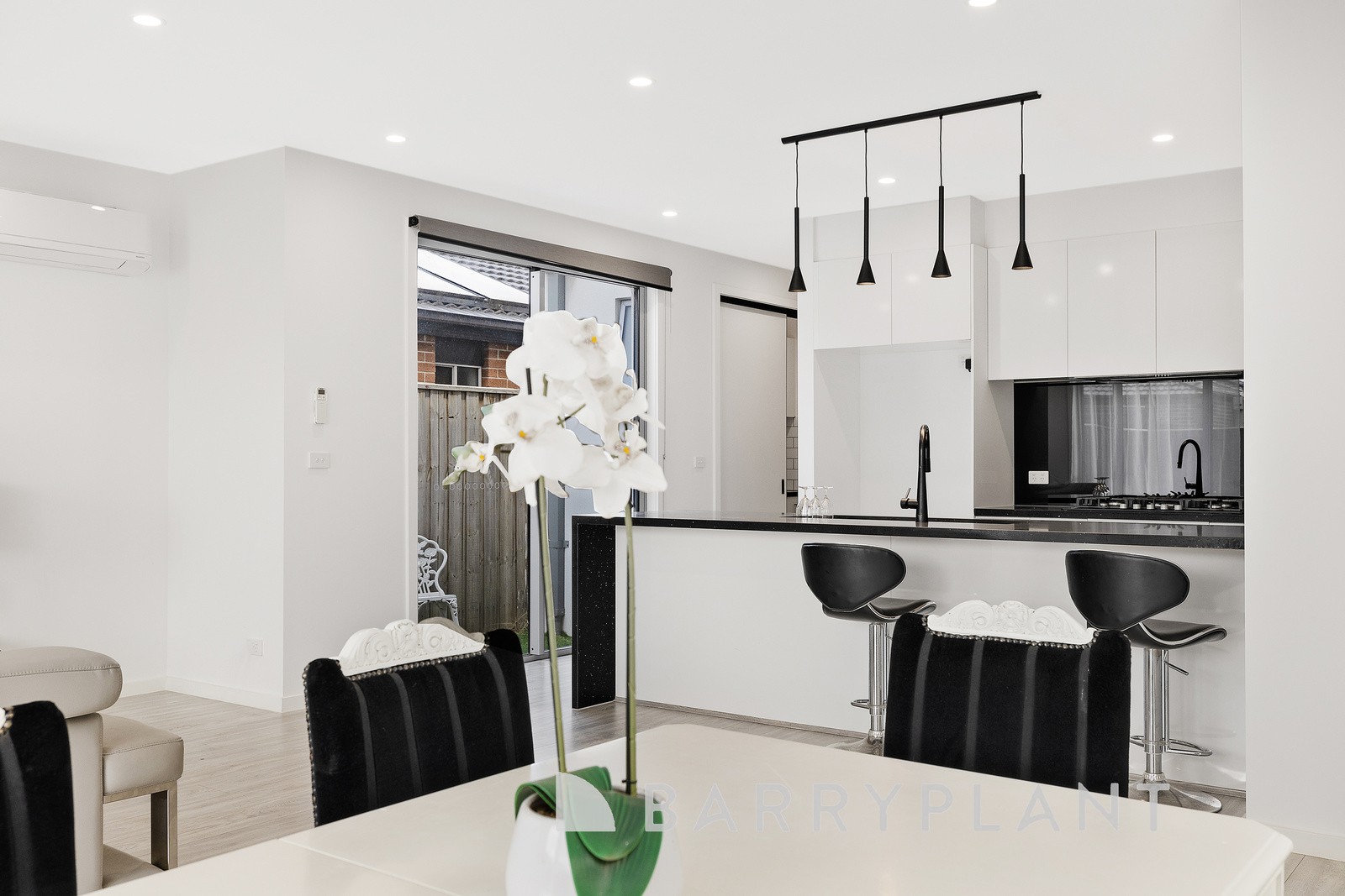 16 Akthar Avenue, Rockbank, VIC 3335, Rockbank - Thumbnail 3