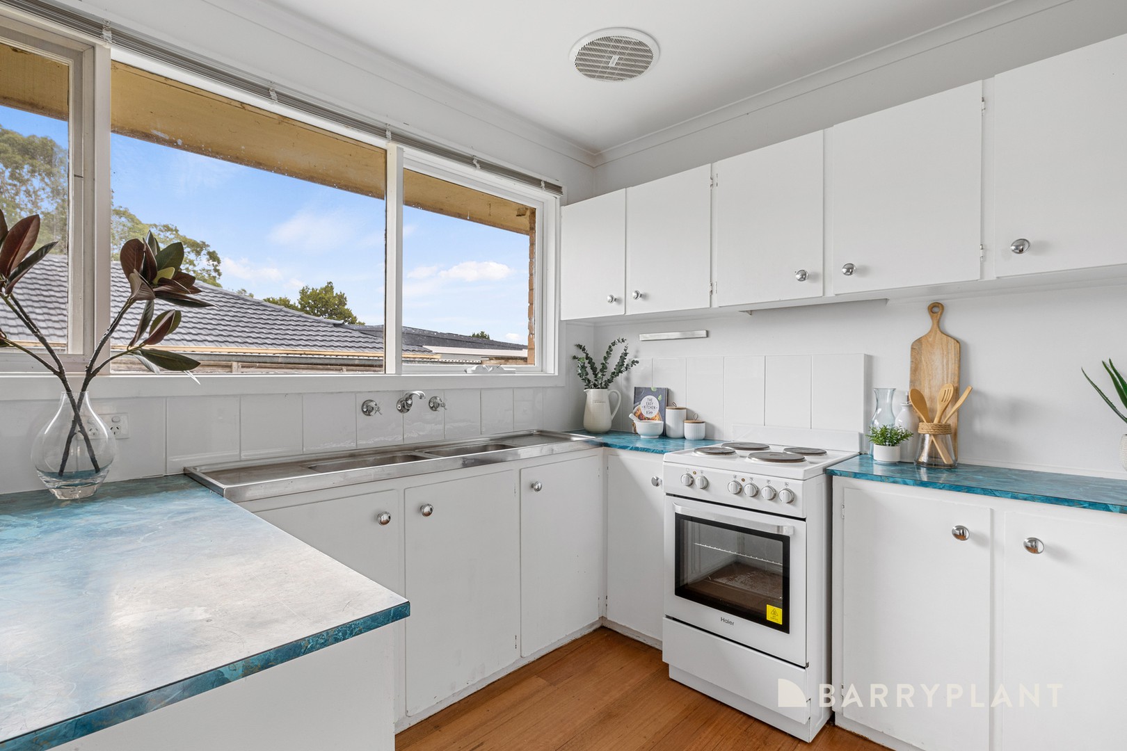 16 Alexander Crescent, Ferntree Gully, VIC 3156, Ferntree Gully - Thumbnail 4