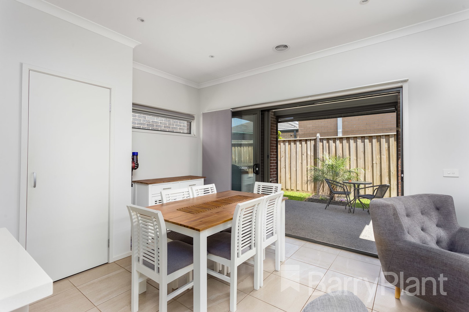 16 Almondberry Way, Williams Landing, VIC 3027, Williams Landing - Thumbnail 3