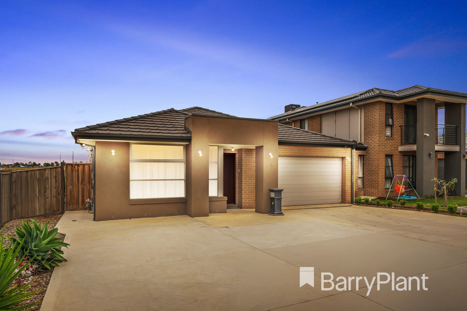 16 Aporum Avenue, Wyndham Vale, VIC 3024, Wyndham Vale - Thumbnail 2