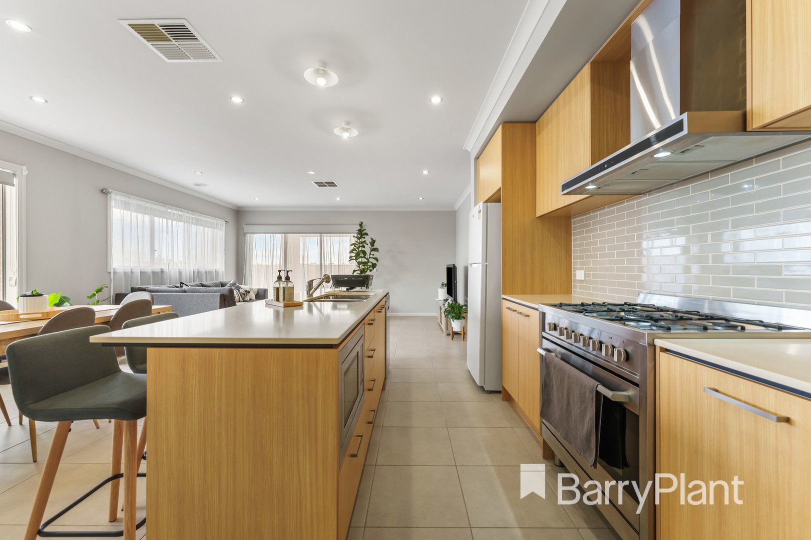 16 Aporum Avenue, Wyndham Vale, VIC 3024, Wyndham Vale - Thumbnail 6