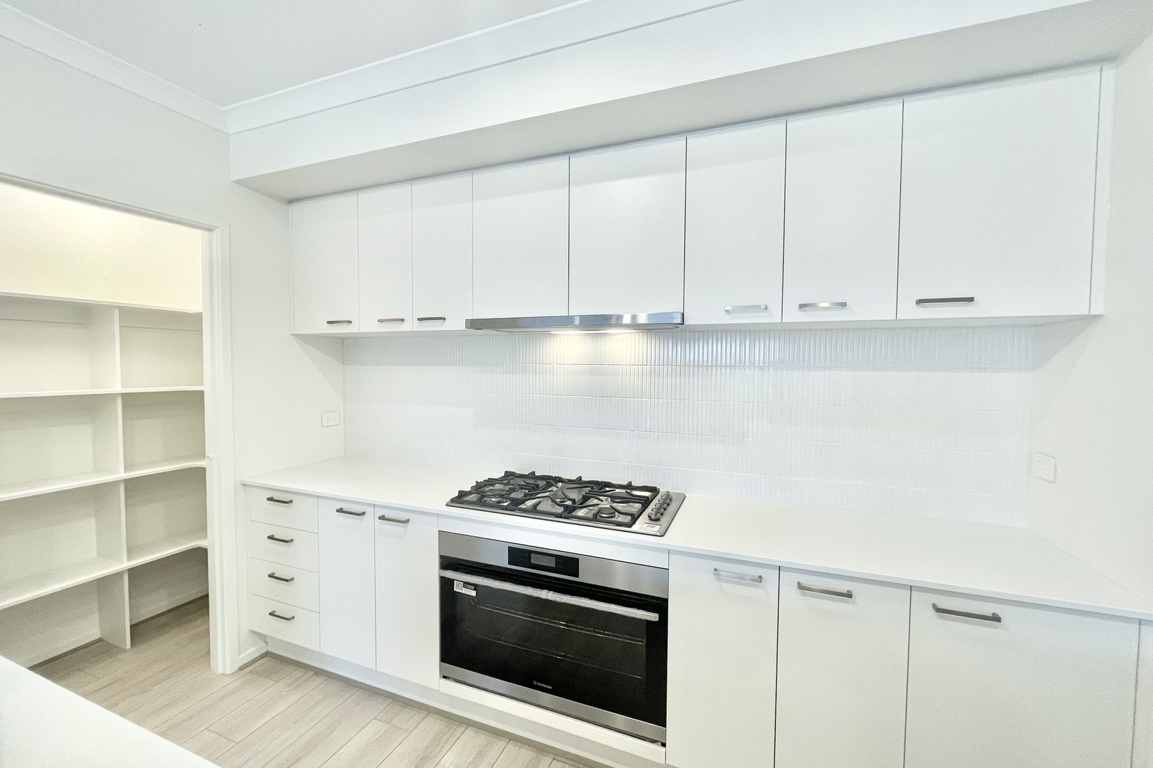 16 Apprentices Road, Sunbury, VIC 3429, Sunbury - Thumbnail 4