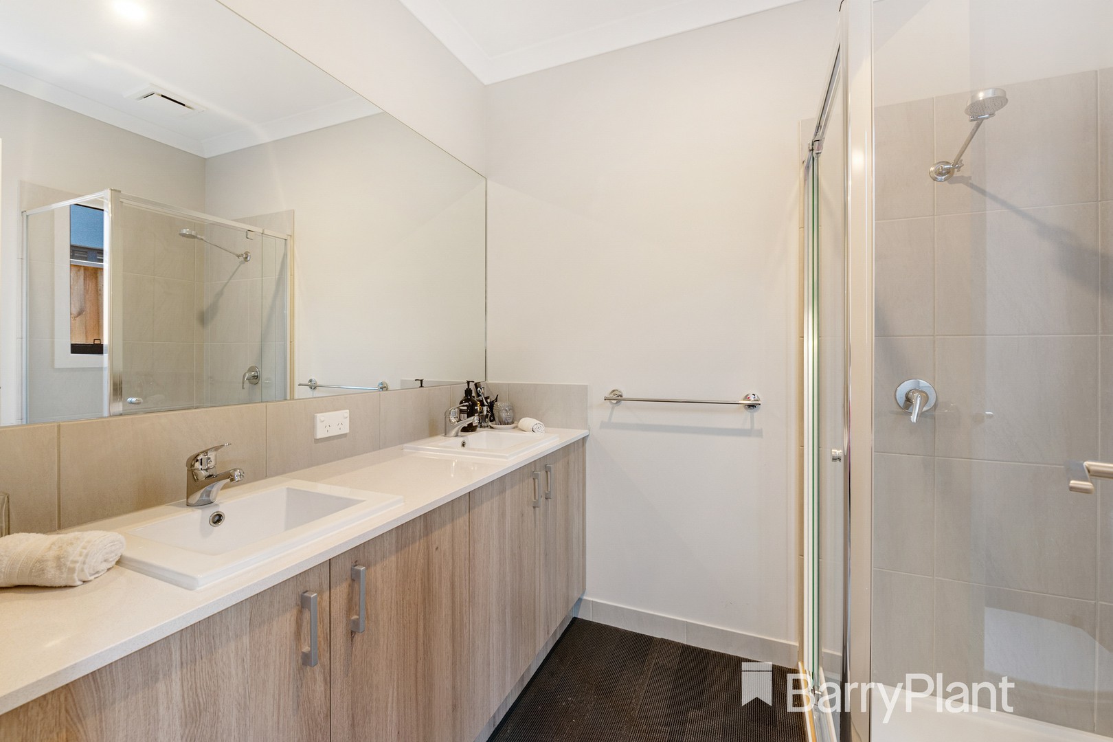16 Arcadia Drive, Weir Views, VIC 3338, Weir Views - Thumbnail 3