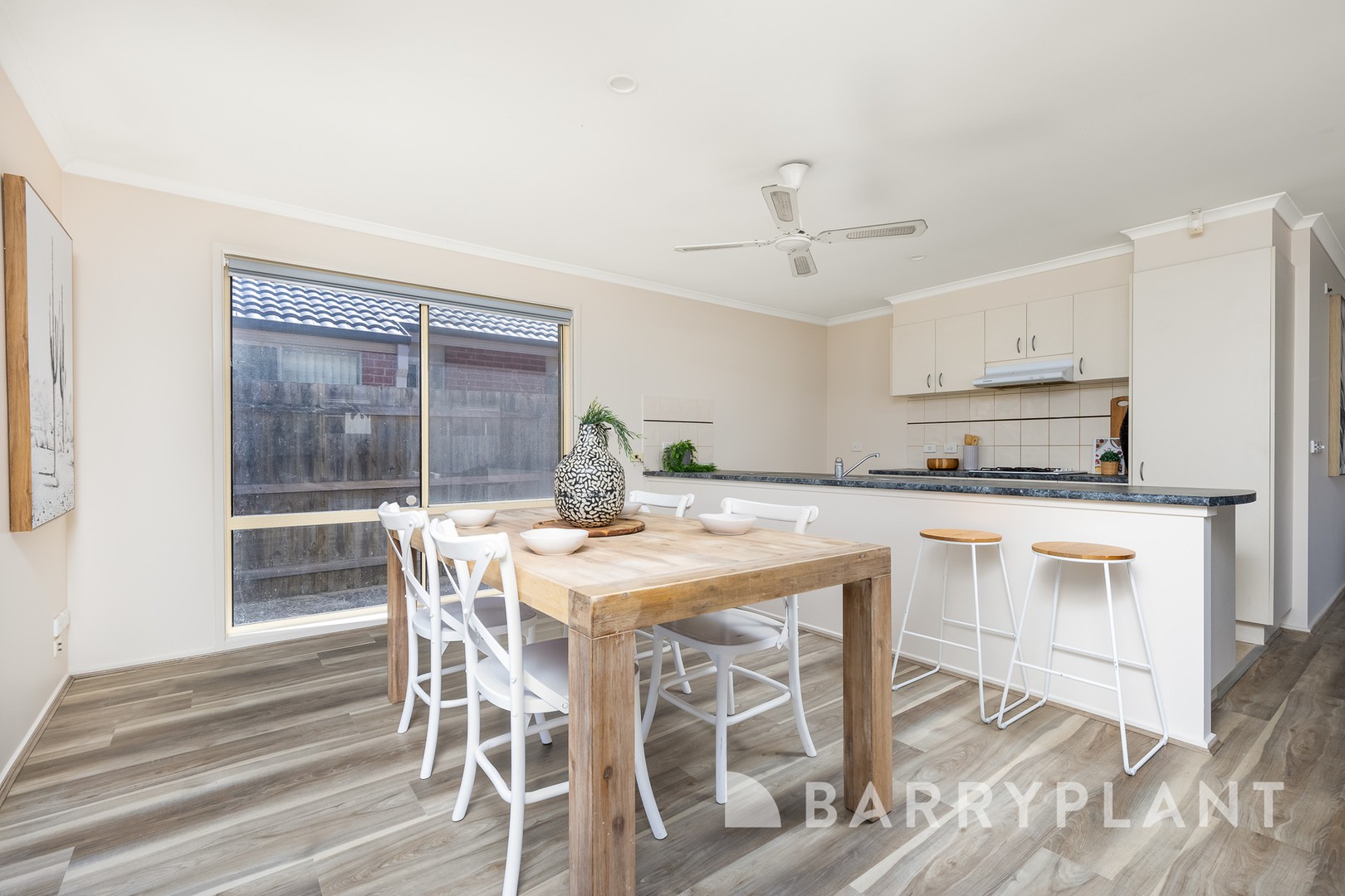 16 Arlington Way, Point Cook, VIC 3030, Point Cook - Thumbnail 5