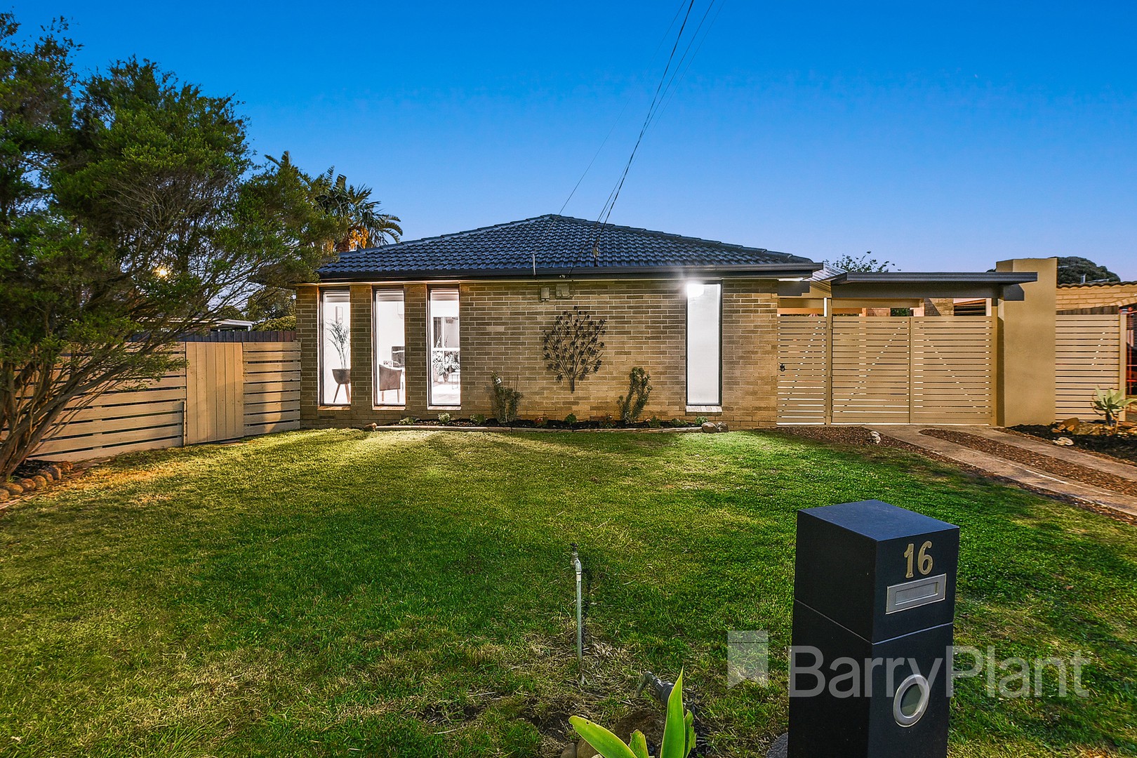 16 Aurora Court, Springvale South, VIC 3172, Springvale South - Thumbnail 2