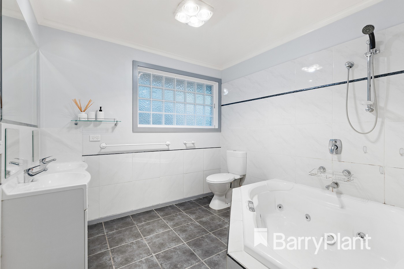 16 Autumn Grove, Mooroolbark, VIC 3138, Mooroolbark - Thumbnail 8