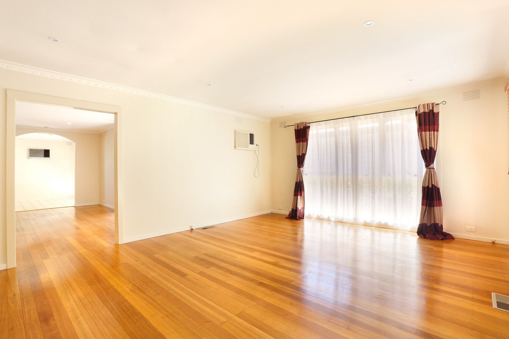 16 Beacon Street, Vermont South, VIC 3133, Vermont South - Thumbnail 4