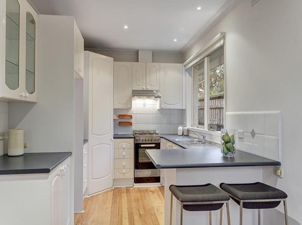 16 Bellara Street, Doncaster, VIC 3108 - Thumbnail 2 - 06/06/2025