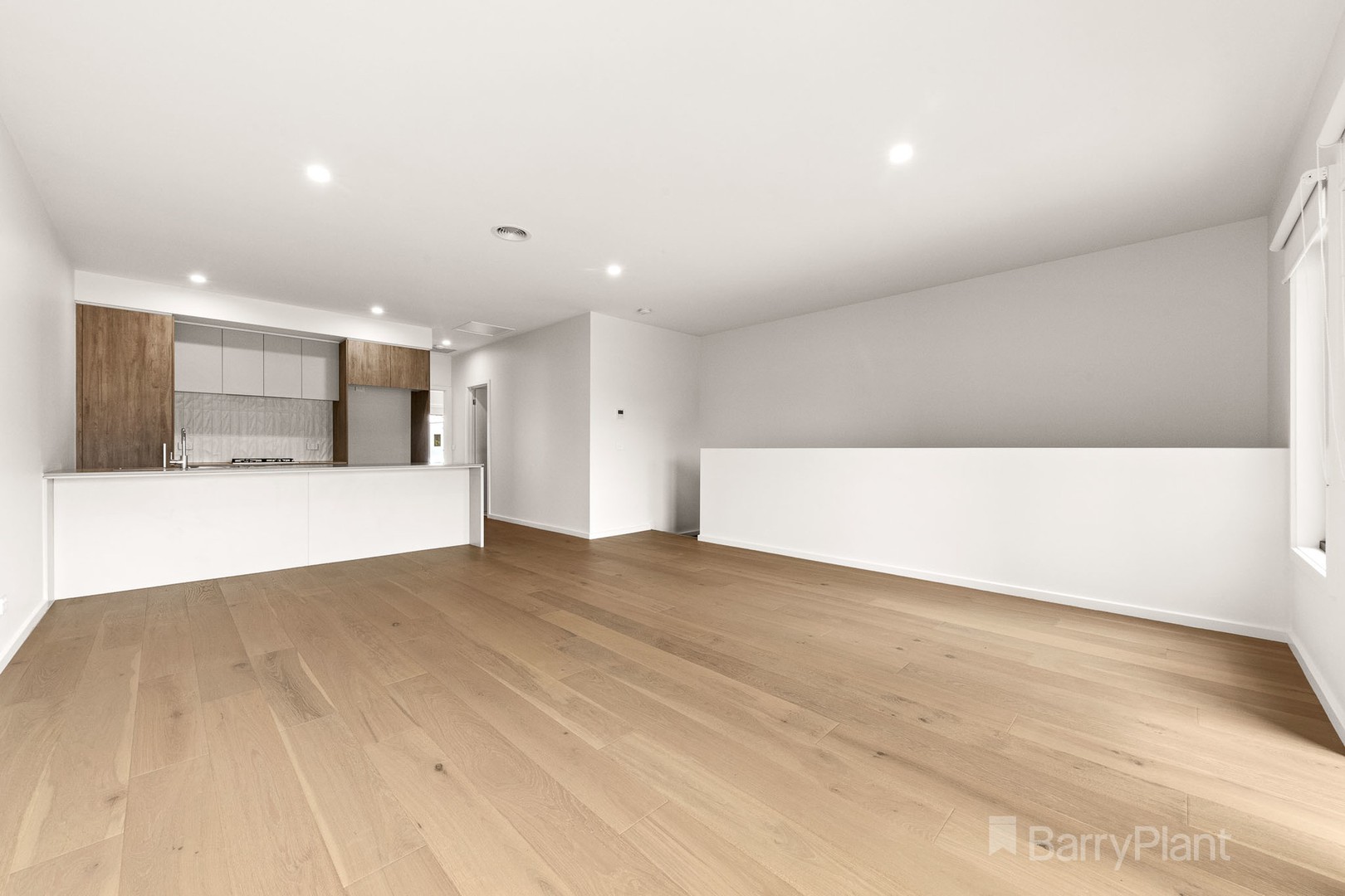 16 Bellavista Drive, Tyabb, VIC 3913 - Thumbnail 2 - 21/09/2023