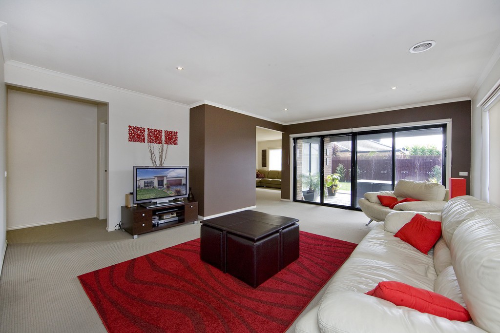 16 Bergamot Drive, Point Cook, VIC 3030, Point Cook - Thumbnail 5