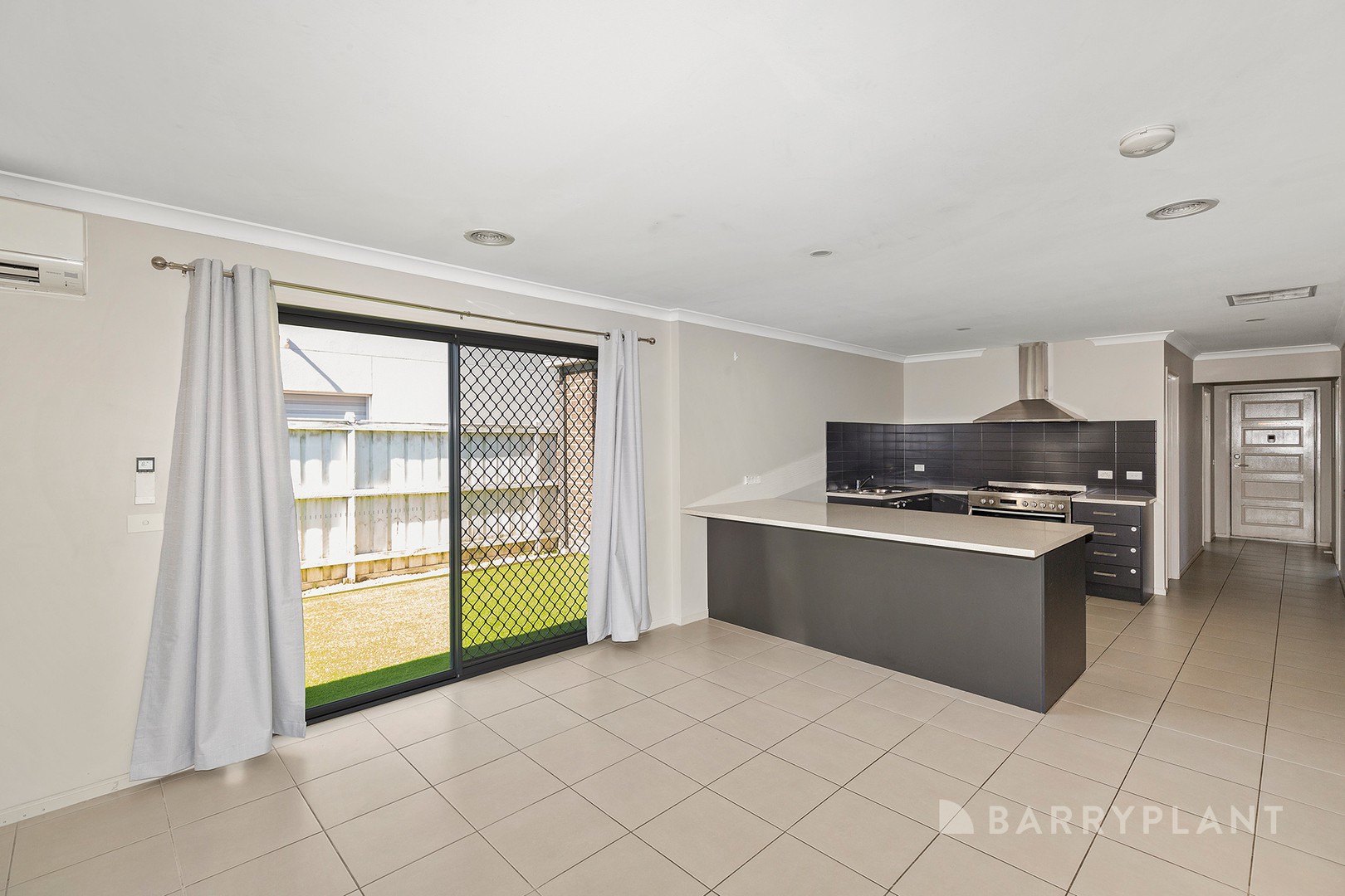 16 Bevington Crescent, Officer, VIC 3809, Officer - Thumbnail 3