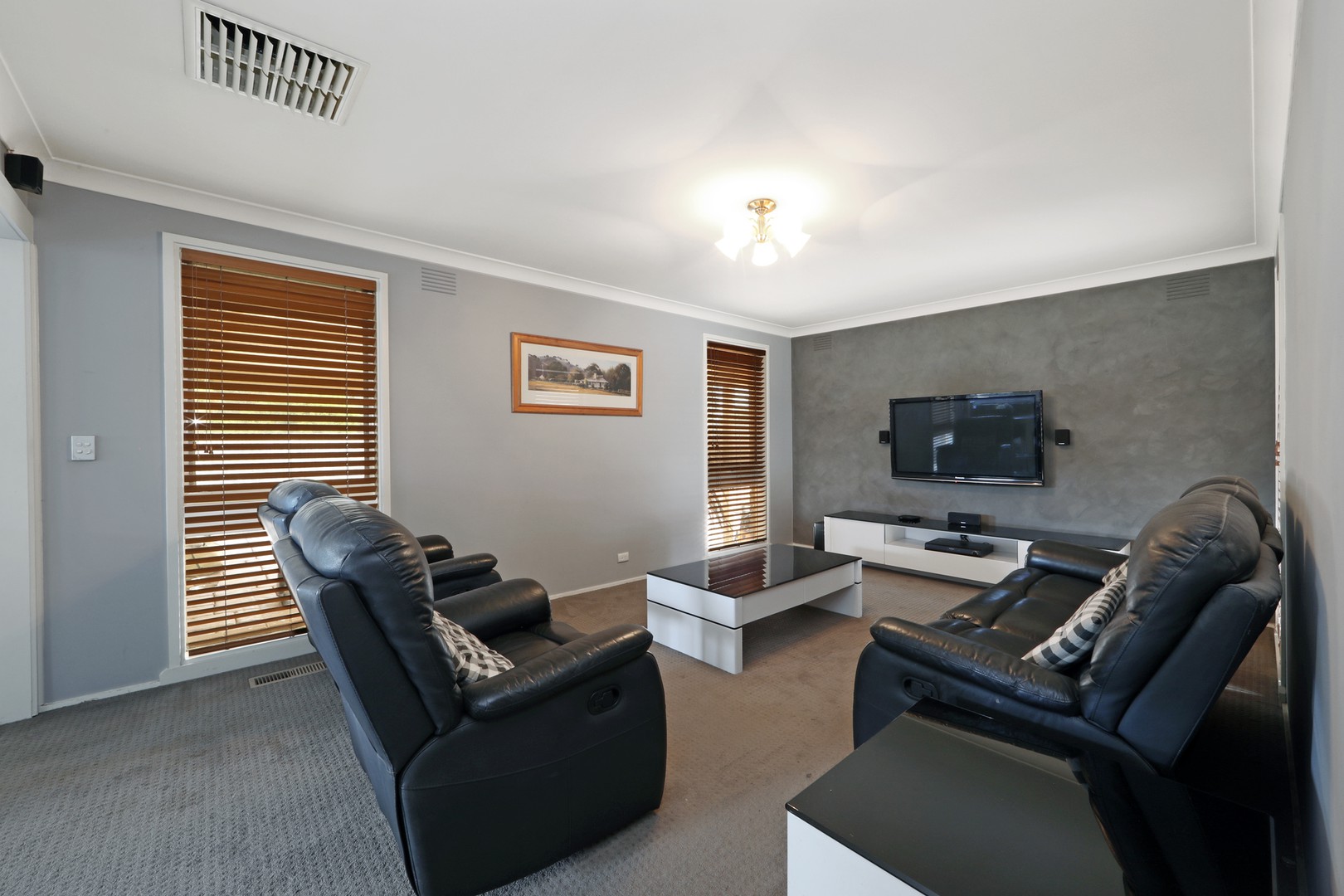 16 Bexsarm Crescent, Rowville, VIC 3178, Rowville - Thumbnail 2