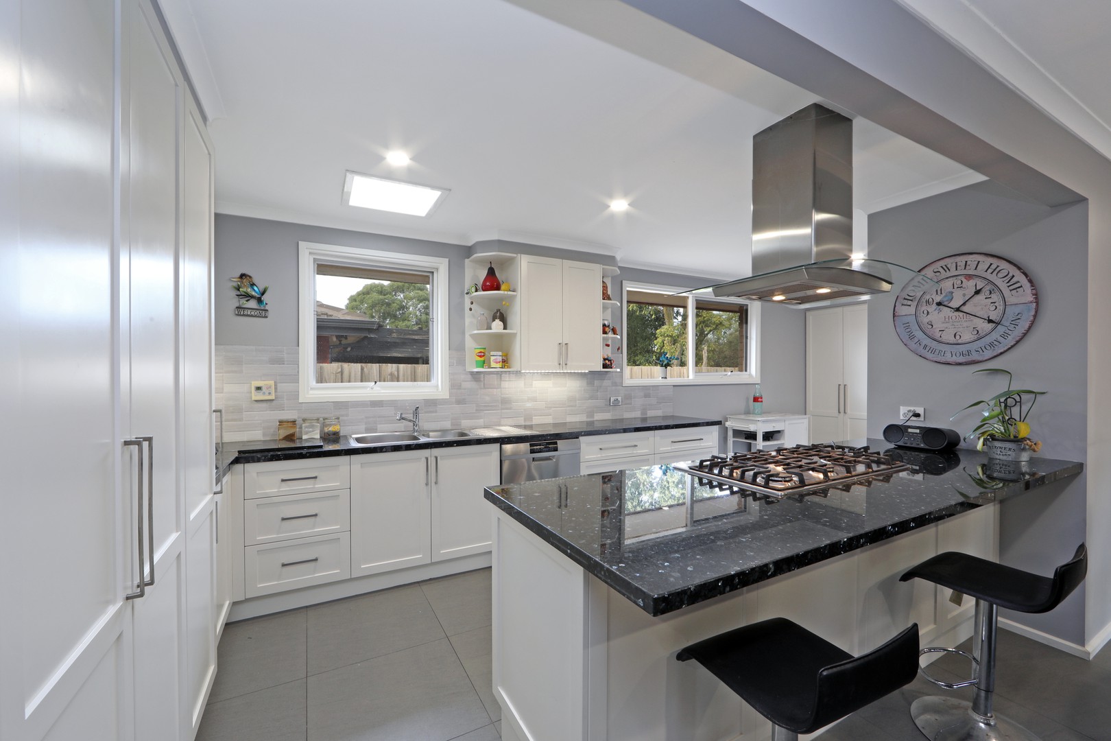 16 Bexsarm Crescent, Rowville, VIC 3178, Rowville - Thumbnail 3