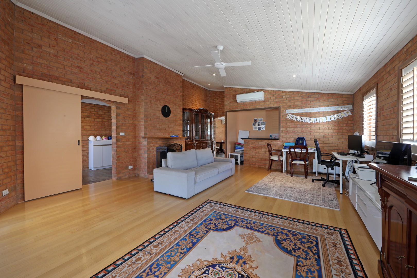16 Bianca Court, Rowville, VIC 3178, Rowville - Thumbnail 2