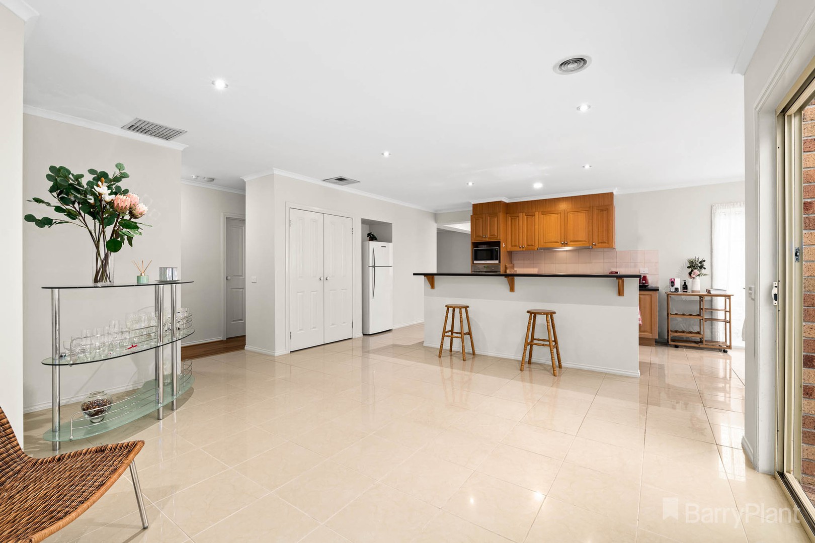 16 Blandford Crescent, Narre Warren South, VIC 3805, Narre Warren South - Thumbnail 7
