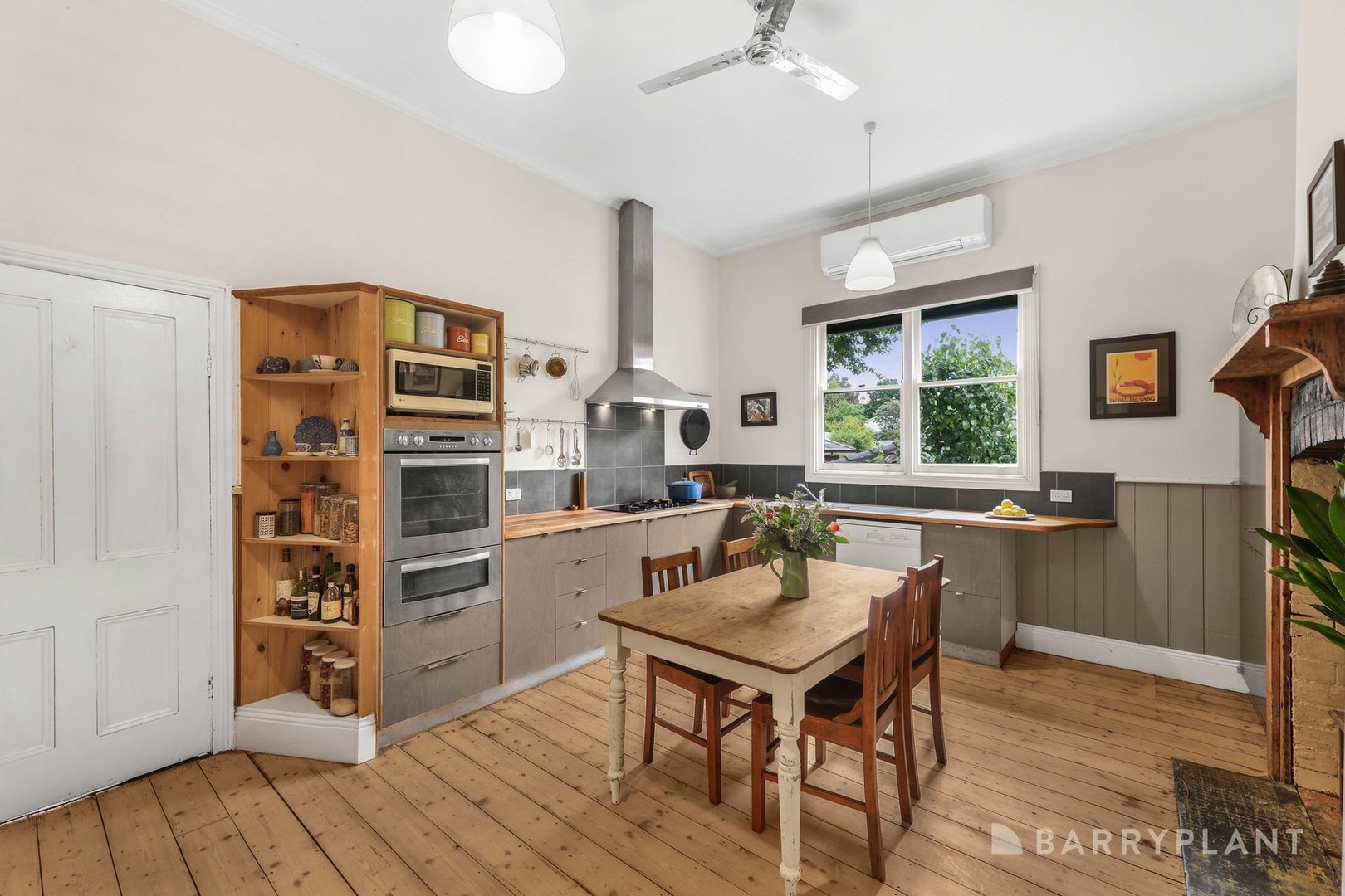 16 Blannin Street, Healesville, VIC 3777, Healesville - Thumbnail 2