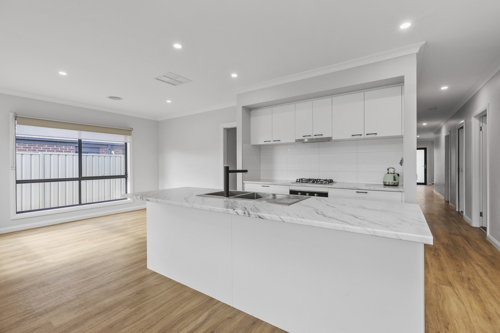 16 Blossom Drive, Epsom, VIC 3551 - Thumbnail 2 - 14/06/2023