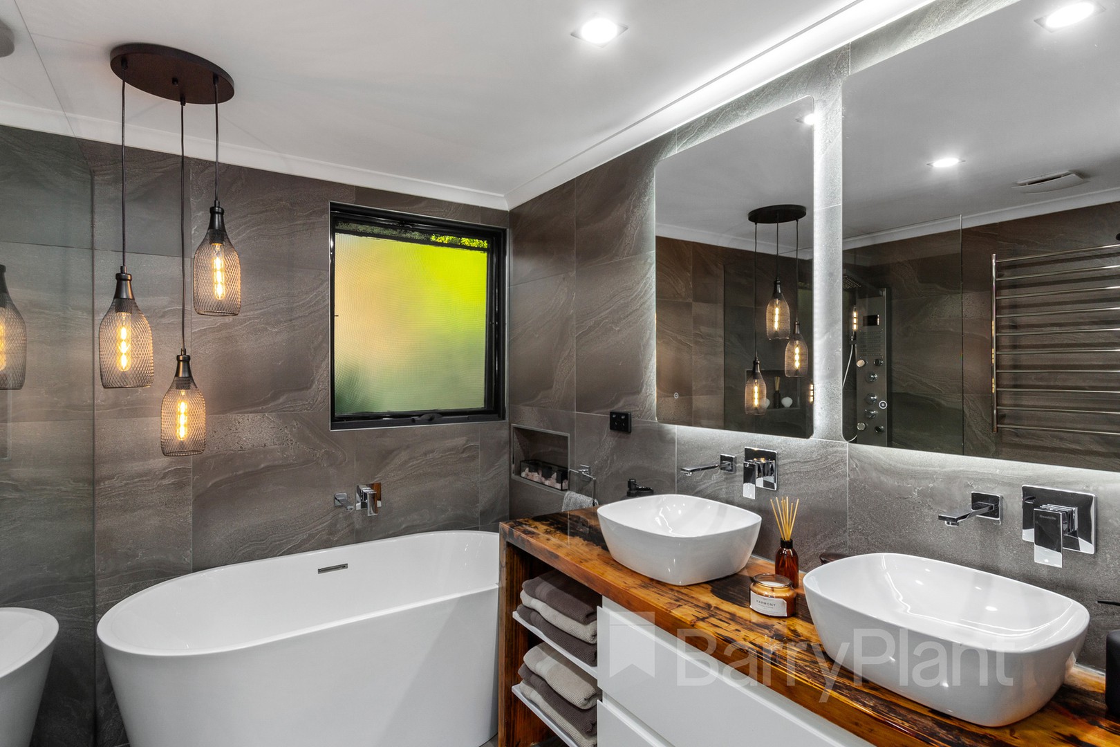 16 Blucher Street, Ferntree Gully, VIC 3156, Ferntree Gully - Thumbnail 6