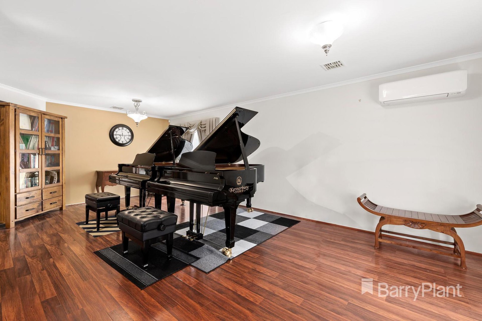 16 Bluestone CourtSouth Morang, VIC 3752, South Morang - Thumbnail 7
