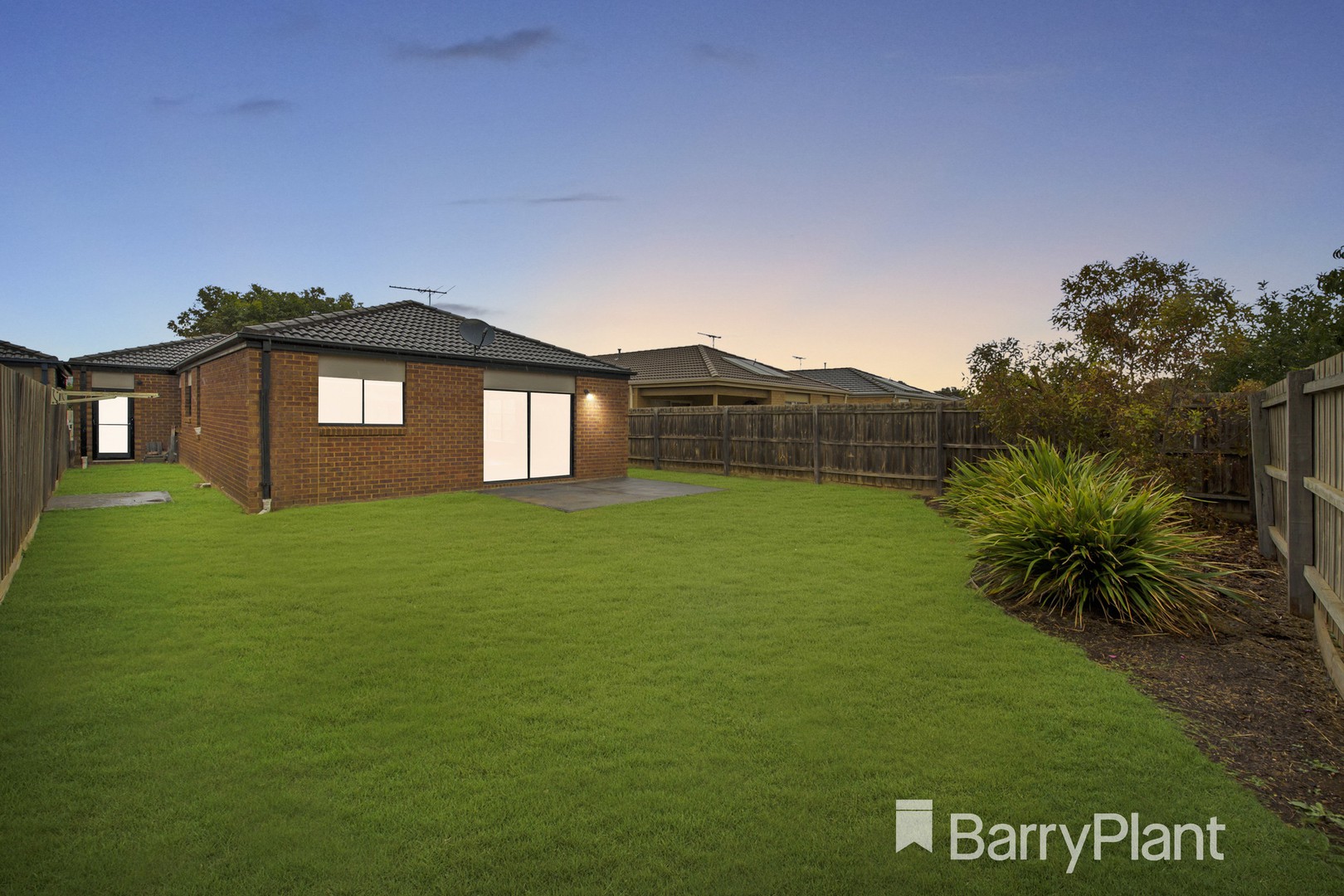 16 Boulderwood Court, Kurunjang, VIC 3337, Kurunjang - Thumbnail 8