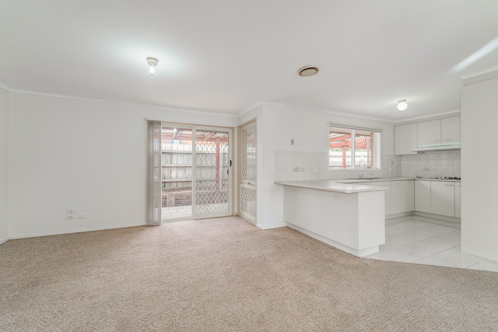 16 Bowman Close, Narre Warren South, VIC 3805, Narre Warren South - Thumbnail 2