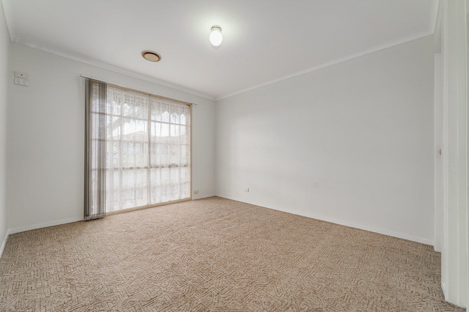 16 Bowman Close, Narre Warren South, VIC 3805, Narre Warren South - Thumbnail 4