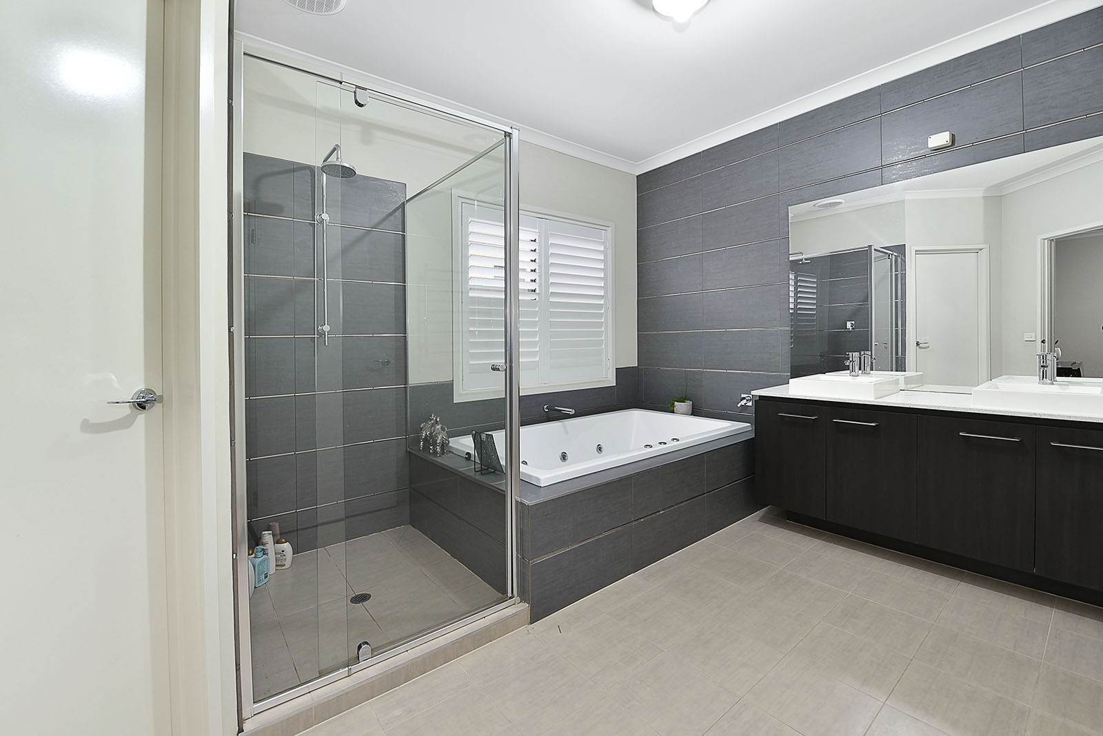 16 Bowmont Drive, Derrimut, VIC 3026, Derrimut - Thumbnail 5