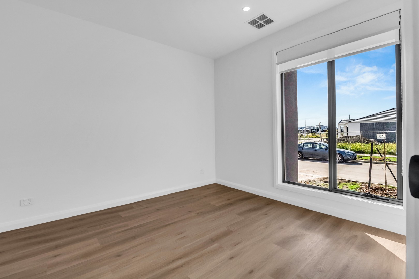 16 Brindabella Crescent, Donnybrook, VIC 3064, Donnybrook - Thumbnail 4