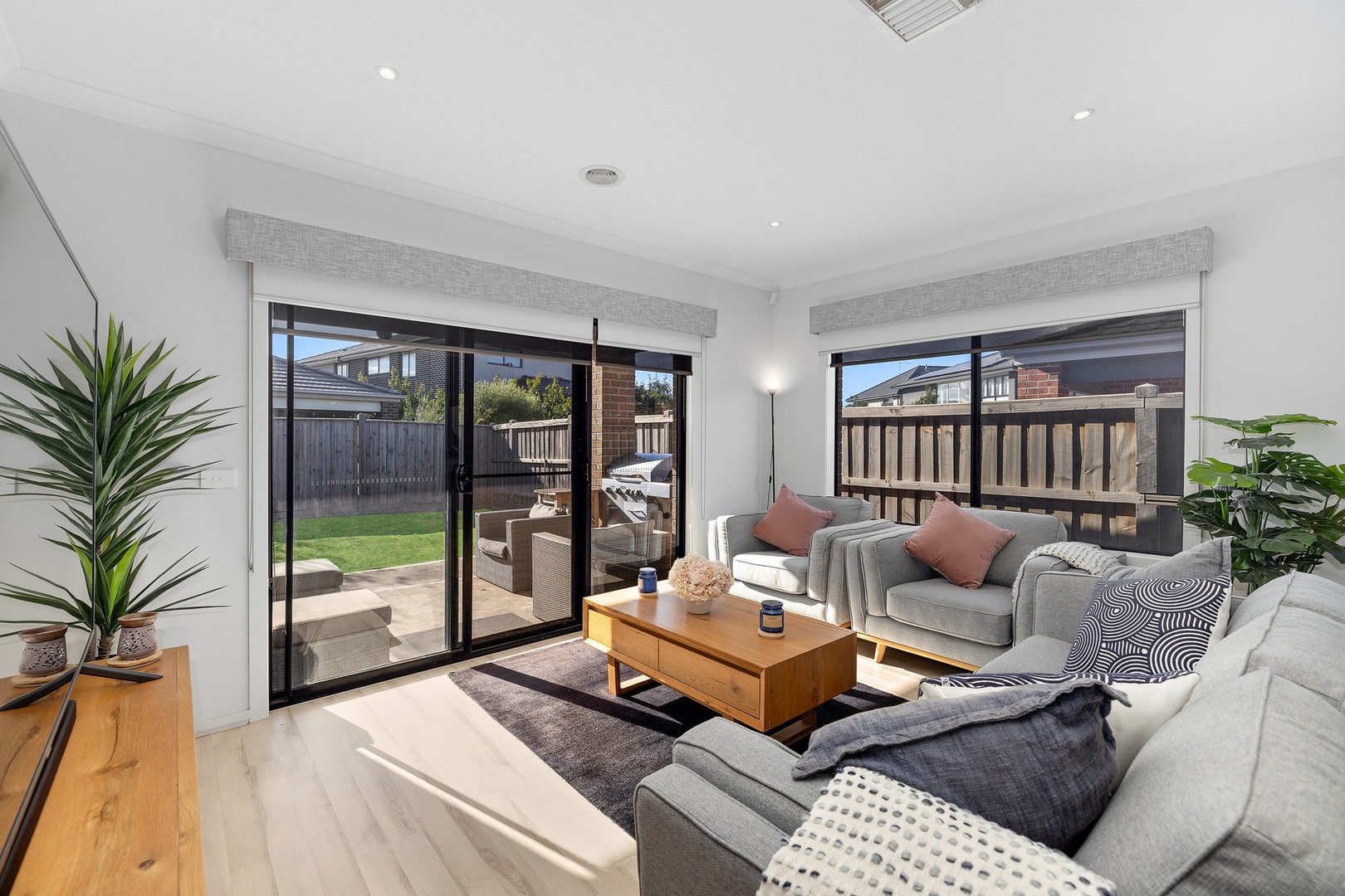 16 Brinkerhoff Crescent, Point Cook, VIC 3030, Point Cook - Thumbnail 5