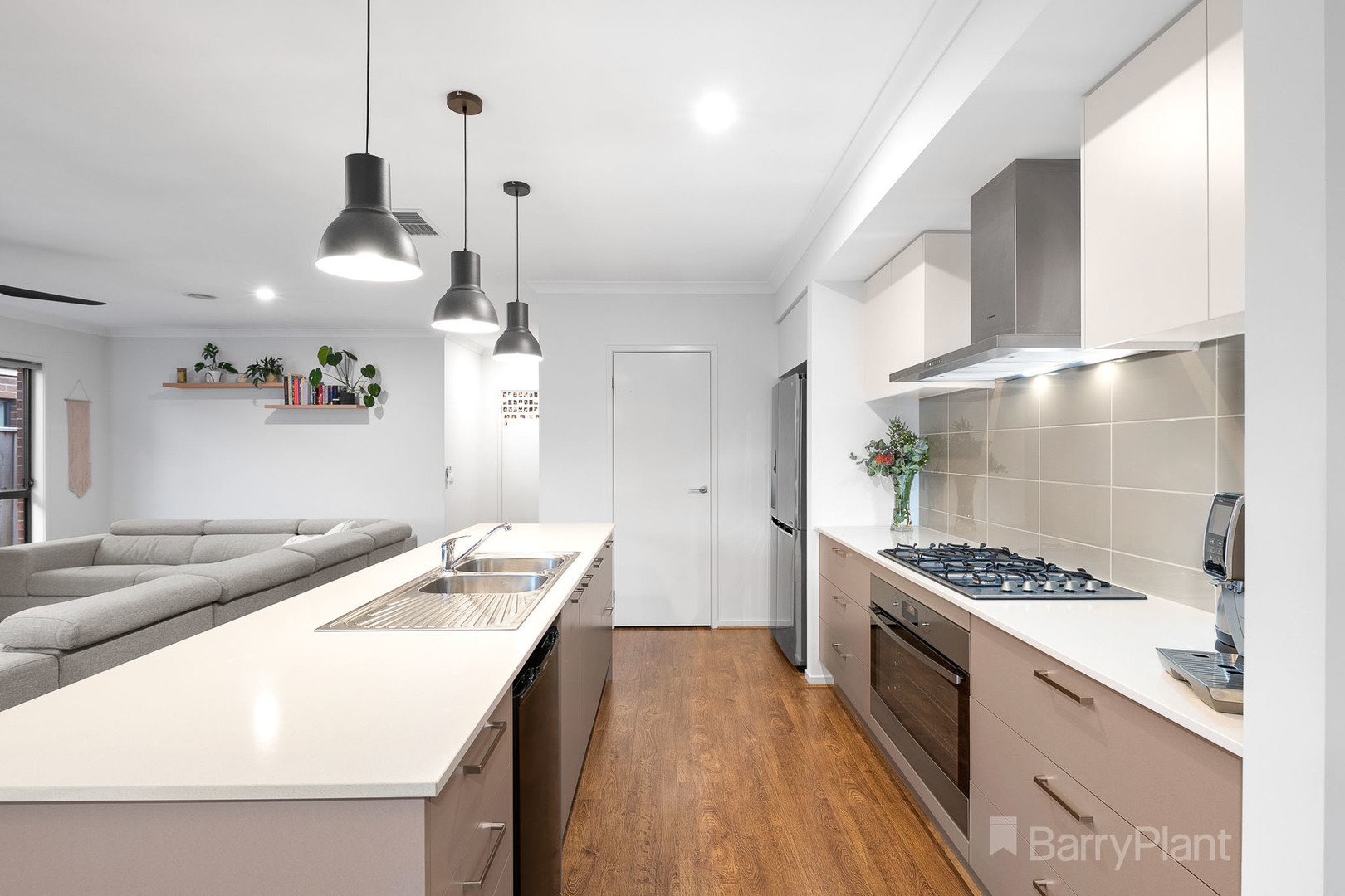 16 Brook Way, Officer, VIC 3809, Officer - Thumbnail 3