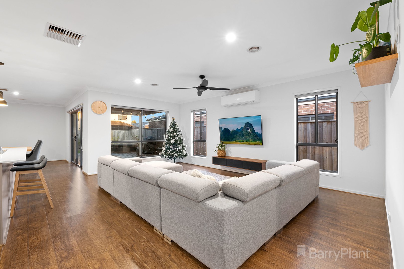 16 Brook Way, Officer, VIC 3809, Officer - Thumbnail 5