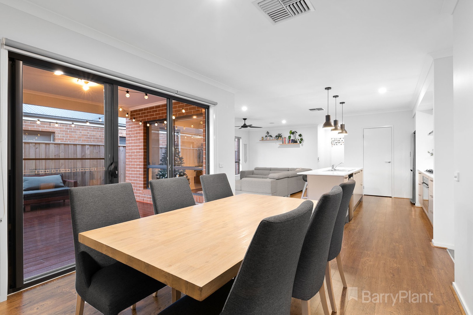 16 Brook Way, Officer, VIC 3809, Officer - Thumbnail 6
