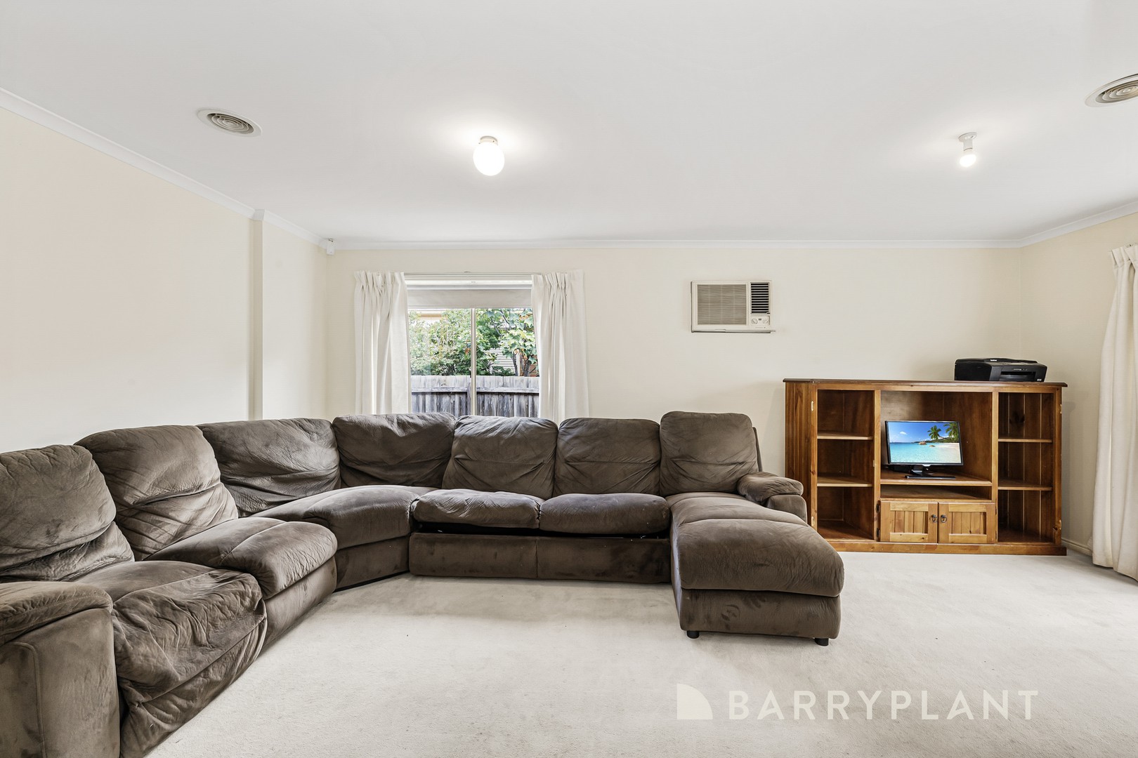 16 Brookfield Avenue, Brookfield, VIC 3338, Brookfield - Thumbnail 2