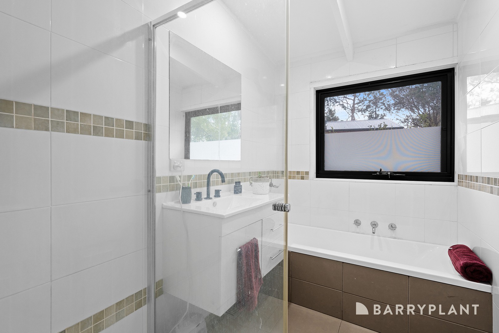 16 Buckmaster Drive, Mount Evelyn, VIC 3796, Mount Evelyn - Thumbnail 6