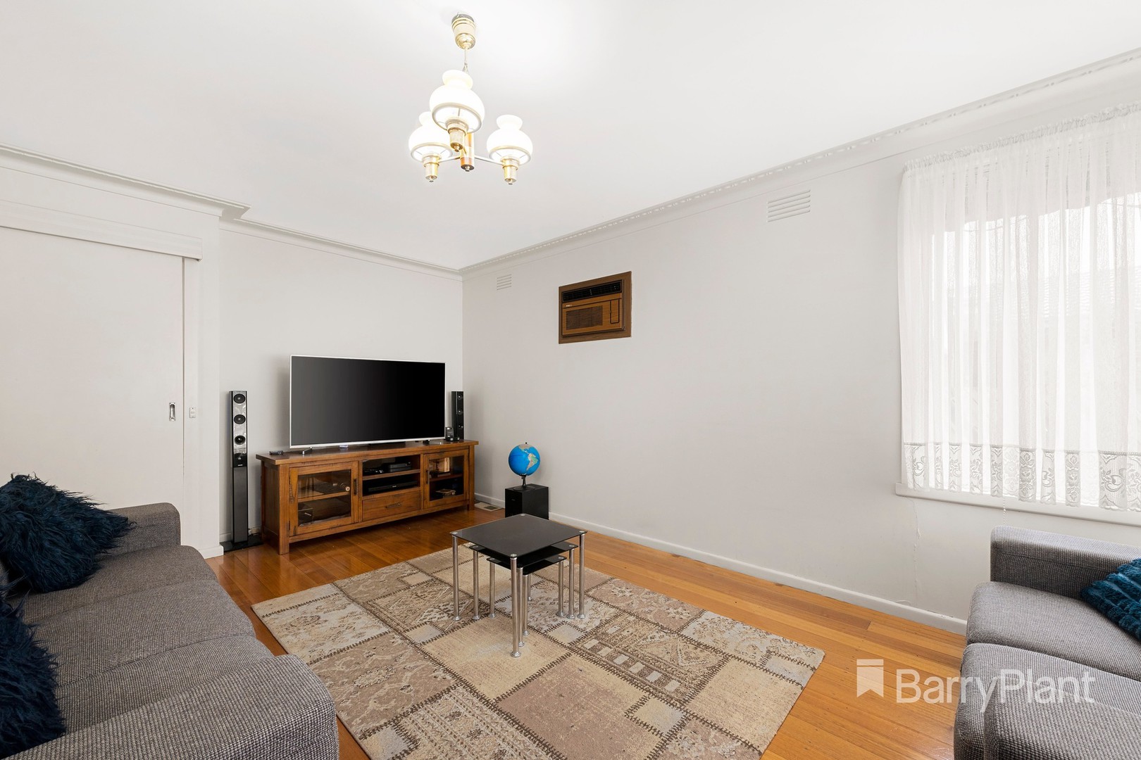 16 Cameron Parade, Bundoora, VIC 3083, Bundoora - Thumbnail 3