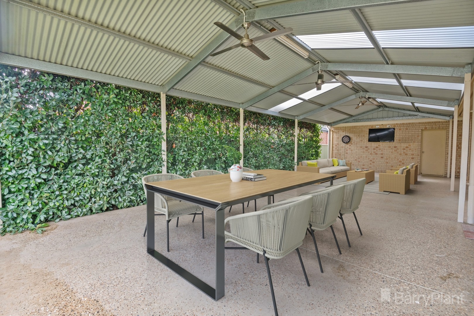 16 Candlewood Drive, Strathfieldsaye, VIC 3551, Strathfieldsaye - Thumbnail 2