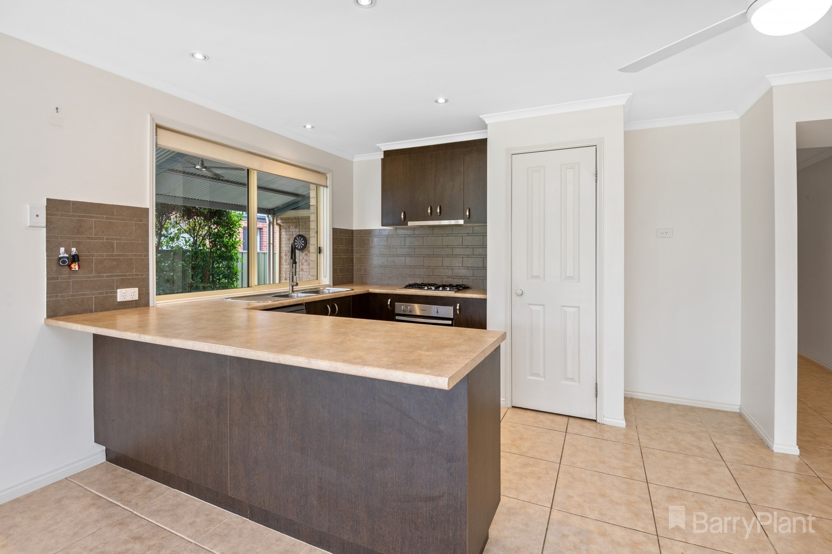 16 Candlewood Drive, Strathfieldsaye, VIC 3551, Strathfieldsaye - Thumbnail 5