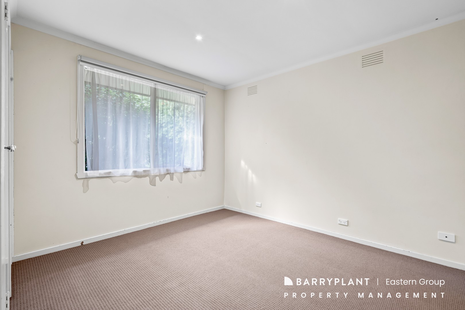 16 Caroben Avenue, Vermont, VIC 3133, Vermont - Thumbnail 2