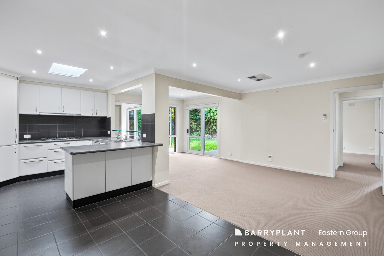 16 Caroben Avenue, Vermont, VIC 3133, Vermont - Thumbnail 6